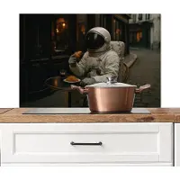 KitchenYeah Spatscherm keuken 80x55 cm - Kookplaat achterwand Café - Croissant - Koffie - Astronaut - Muurbeschermer - Spatwand fornuis - Hoogwaardig aluminium