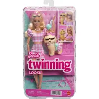 Barbie Twinning Looks Blond Met Hondenpop