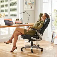 Alta ErgoBoss Luxe Bureaustoel – Ergonomische Leren Bureaustoel met Hoge Rugleuning, Inklapbare Armleuningen, Verstelbare Lendensteun & Kantelfunctie – Executive Stoel voor Kantoor of Thuis – Zwart