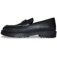 Nae Vegan Shoes Instappers 'Cesar' zwart