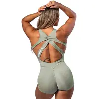 Nebbia Body-enhancing Workout Strong Beauty 427 Overall