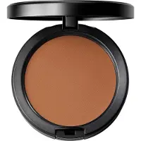 M.A.C Studio Fix Powder plus foundation