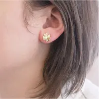 MYC Paris Clover Petal Oorbellen - Oostenrijks kristal