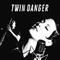 Universal Music TWIN DANGER