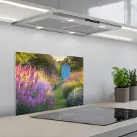 KitchenYeah Spatscherm 60x45 cm - Zelfklevende achterwand Tuinhuisje - Blauw - Bloemen - Keuken muurbeschermer - Spatwand fornuis