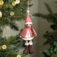 Sjaal met Verhaal Wolvilt Hanger Meisje Mistletoe Dreams - Oudroze - Fairtrade Homedeco - 24x7cm