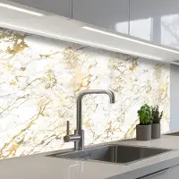 KitchenYeah Keuken achterwand 100x60 cm - Spatscherm zelfklevend Goudspatten - Wit - Marmer print - Muurbeschermer - Spatwand fornuis