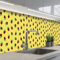 KitchenYeah Keuken achterwand 500x80 cm - Spatscherm zelfklevend Geel - Frambozen - Patroon - Muurbeschermer - Spatwand fornuis