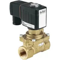 Burkert Magneetventiel NPT 1 1/4'' NC Messing FKM 0.2-16bar/3-232psi 240VAC Anti-Waterslag 6281 306648