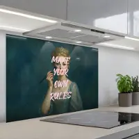 KitchenYeah Spatscherm 90x60 cm - Zelfklevende achterwand Klassiek - Sierlijk - Roze - Keuken muurbeschermer - Spatwand fornuis