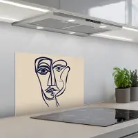 KitchenYeah Spatscherm 60x45 cm - Zelfklevende achterwand Minimalistisch - Lijnillustratie - Beige - Donkerblauw - Keuken muurbeschermer - Spatwand fornuis