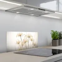 KitchenYeah Spatscherm 70x30 cm - Zelfklevende achterwand Bloemen - Wit - Zonlicht - Keuken muurbeschermer - Spatwand fornuis