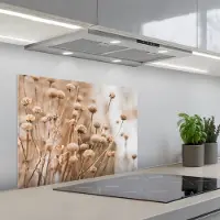 KitchenYeah Spatscherm 70x50 cm - Zelfklevende achterwand Droogbloemen - Beige - Bloemen - Natuur - Keuken muurbeschermer - Spatwand fornuis