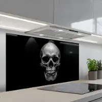 KitchenYeah Spatscherm 120x60 cm - Zelfklevende achterwand Schedel - Zwart - Doodshoofd - Wit - Keuken muurbeschermer - Spatwand fornuis
