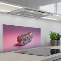 KitchenYeah Spatscherm 80x40 cm - Zelfklevende achterwand Hotdog - Steentjes - Glitters - Paars - Keuken muurbeschermer - Spatwand fornuis
