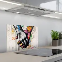KitchenYeah Spatscherm 60x40 cm - Zelfklevende achterwand Graffiti - Handen - Vintage - Street art - Keuken muurbeschermer - Spatwand fornuis