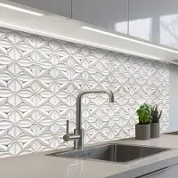 KitchenYeah Keuken achterwand 100x60 cm - Spatscherm zelfklevend 3D - Tegel - Bloem - Reliëf - Wit - Muurbeschermer - Spatwand fornuis