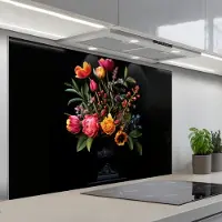 KitchenYeah Spatscherm 120x80 cm - Zelfklevende achterwand Tulpen - Bessen - Boeket - Vaas - Keuken muurbeschermer - Spatwand fornuis