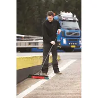 Vikan Bezem 665mm Zwart / Groen / Rood