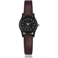 LGT JWLS Klassiek dameshorloge met zwart uurwerk en donkerbruin leren bandje