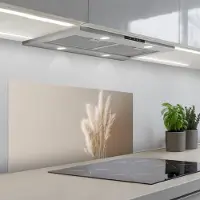 KitchenYeah Spatscherm 90x45 cm - Zelfklevende achterwand Pampasgras - Pluimen - Pastel - Wit - Keuken muurbeschermer - Spatwand fornuis