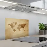 KitchenYeah Spatscherm 60x45 cm - Zelfklevende achterwand Wereldkaart - Lederen textuur - Keuken muurbeschermer - Spatwand fornuis