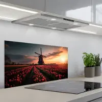 KitchenYeah Spatscherm 80x40 cm - Zelfklevende achterwand Molen - Zonsondergang - Tulpen - Rood - Keuken muurbeschermer - Spatwand fornuis