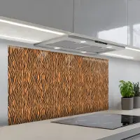 KitchenYeah Spatscherm 120x60 cm - Zelfklevende achterwand Tijger - Oranje - Patroon - Strepen - Keuken muurbeschermer - Spatwand fornuis