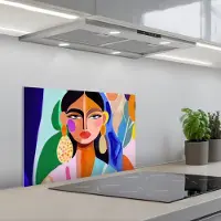 KitchenYeah Spatscherm 60x40 cm - Zelfklevende achterwand Portret - Vrouw - Modern - Keuken muurbeschermer - Spatwand fornuis