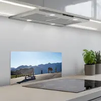 KitchenYeah Spatscherm 70x30 cm - Zelfklevende achterwand Schotse hooglander - Licht - Berg - Natuur - Keuken muurbeschermer - Spatwand fornuis