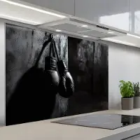 KitchenYeah Spatscherm 120x80 cm - Zelfklevende achterwand Bokshandschoenen - Muur - Duister - Zwart - Keuken muurbeschermer - Spatwand fornuis