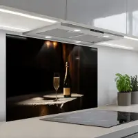 KitchenYeah Spatscherm 90x60 cm - Zelfklevende achterwand Prosecco - Bubbels - Sfeervol - Drank - Keuken muurbeschermer - Spatwand fornuis