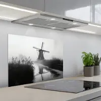 KitchenYeah Spatscherm 70x55 cm - Zelfklevende achterwand Molen - Weerspiegeling - Landschap - Water - Keuken muurbeschermer - Spatwand fornuis