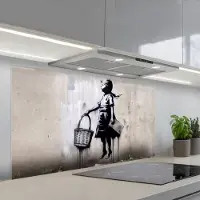 KitchenYeah Spatscherm 120x60 cm - Zelfklevende achterwand Graffiti - Meisje - Vogel - Street Art - Banksy Style - Keuken muurbeschermer - Spatwand fornuis