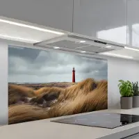KitchenYeah Spatscherm 120x60 cm - Zelfklevende achterwand Duinen - Vuurtoren - Rood - Lucht - Keuken muurbeschermer - Spatwand fornuis
