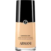 Giorgio Armani Luminous Silk Foundation Vloeibare foundation 30 ml Nr. 4