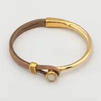 Qoss Armband Coco Maat L – Handgemaakt Buffelleer met 6 mm Steen | Magneetsluiting | Nikkelvrij | Goudkleurige Plating | Creme