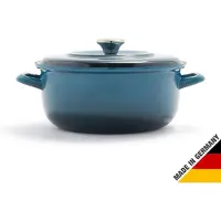 Merten Storck Merten & Storck Braadpan 26 cm - 5L - Zonder PFAS-vrije antikleeflaag - Braadpan inductie - Ovenbestendig tot 315°C - Geëmailleerd gietijzer - Handgemaakt - Met deksel - Diepblauw