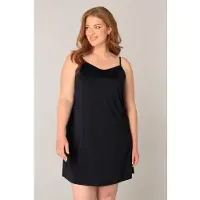 Base Level Curvy onderjurk Yanira met verstelbare bandjes zwart female | Maat: 46