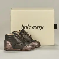Little Mary Laarzen EMMY kind 19