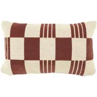 By-Boo Sierkussen Twist Burgundy (35 x 55 cm)
