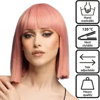 Boland - Pruik Djamilla coral pink Roze - Steil - Halflang - Vrouwen - Showgirl - Premium Quality - Stijlbaar - Verstelbaar - Wasbaar - Cosplay - Carnaval - Themafeest - Theater