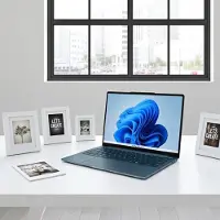 Lenovo Yoga Slim 7 Gen10 14 AMD AMD Ryzen AI 5 340 -processor 2,00 GHz tot 4,80 GHz, Windows 11 Home 64, 512 GB SSD M.2 2242 PCIe Gen4 TLC - 83JYCTO1WWBE1, Tidal Teal