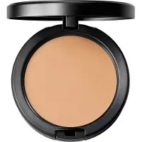 M.A.C Studio Fix Powder plus foundation