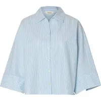 Selected Blouse 'SLFEster' lichtblauw / wit
