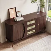 OKWISH Dressoir – Rattanlades – Verstelbare Legplanken – 140,5×40×76 cm – 3 Lades – Ruim Opbergmeubel – Afgeronde Randen – Spaanplaat Naturel