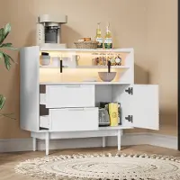 STILVORA Opbergkast - Badkamerkast Met Glazen Schuifdeuren En Instelbare 16-Kleurige LED - Open Vakken Voor Decoratie - MDF - 80 Cm Breed - Wit