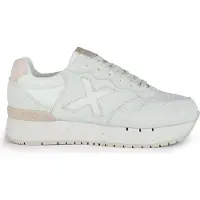 Munich Sneakers van het merk , model 1699020, in de kleur wit, maat 39