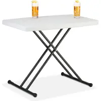 Relaxdays campingtafel, inklapbaar, afmetingen: 71x78x49 cm, kunststof, staal, in hoogte verstelbaar, geschikt voor 2 personen, tuintafel, wit