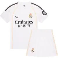 Real Madrid Thuis Tenue 25/26 - Maat 128 - Sportkledingset - Fanshop - Voetbaltenue - Tenue & Broekjes - Voetbalkleding - 100% Polyester